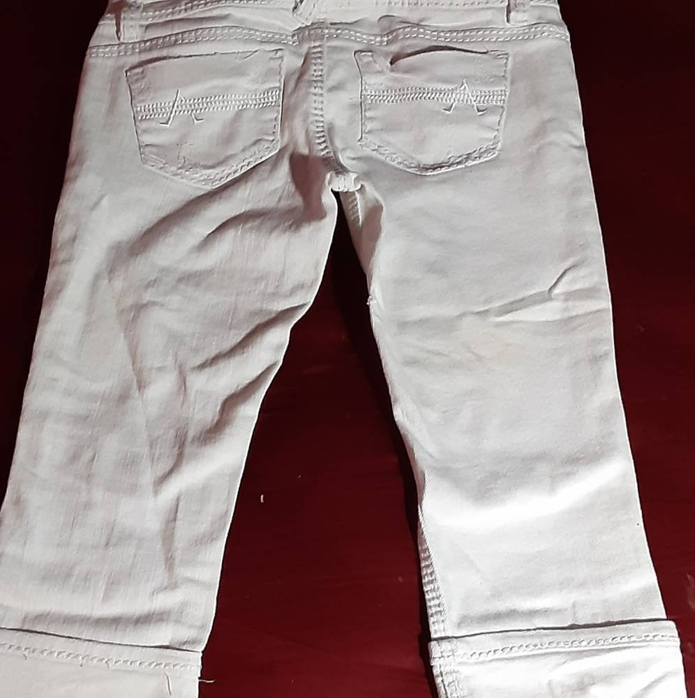 Capris - Picture 2 of 2